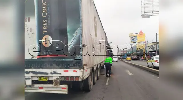 Hombre murió esta mañana tras ser arrollado por un trailer en el Cercado de Lima   