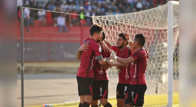 Bernardo Cuesta anotó de penal y selló la victoria de Melgar 2 a 0 ante UTC