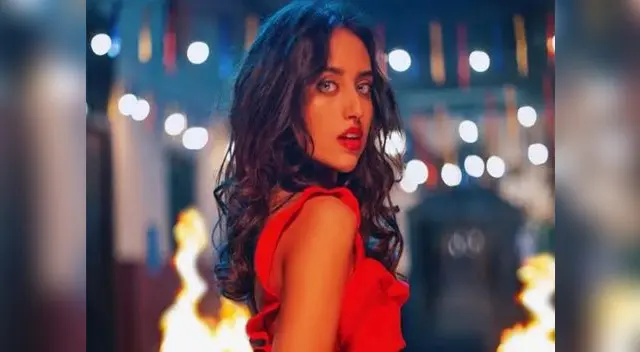 Nicole Favre viene causando sensación en YouTube