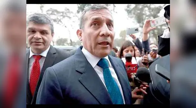 Ollanta Humala le exige decisiones a Martín Vizcarra