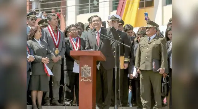 Martín Vizcarra seguirá siendo investigado por caso Chinchero Martín Vizcarra seguirá siendo investigado por caso Chinchero