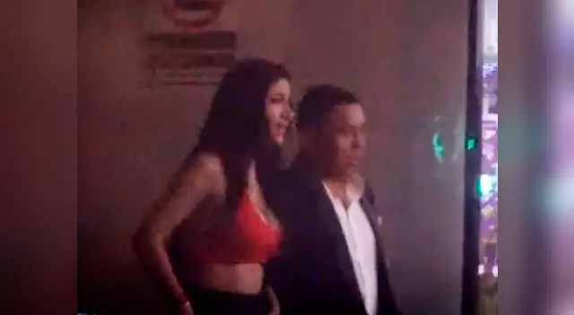 Aunque se desconocen los motivos de sus lágrimas, Magaly Medina difundió las imágenes