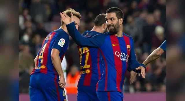 Residentes le piden cada uno 16.000 euros de indemnización por "daños morales"