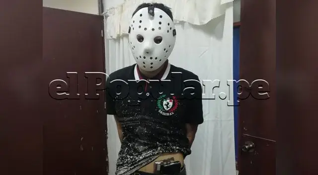 Ladrón usaba máscara de la película Viernes 13