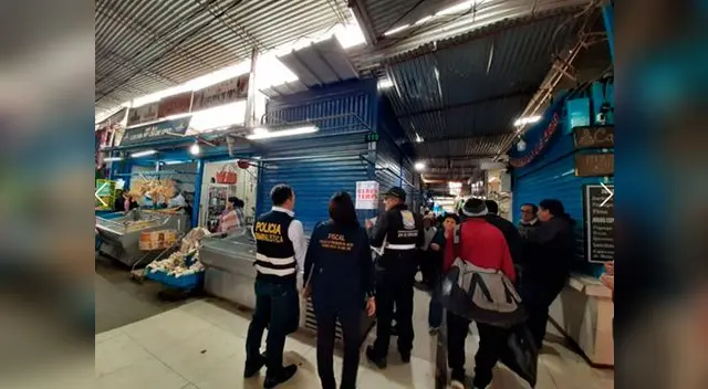 El Ministerio Público clausuró puesto de venta por robar en el peso a los pobladores de Villa El Salvador El Ministerio Público clausuró puesto de venta por robar en el peso a los pobladores de Villa El Salvador