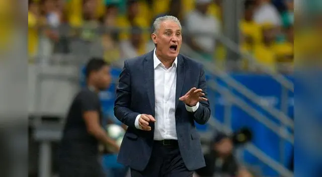 Si bien no busca excusa, Tite reconoció que el césped del Memorial Coliseum en los Ángeles no estuvo bien