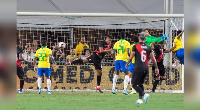 Luis Abram se vistió de delantero para marcar el 1-0 de Perú ante Brasil