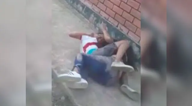 Alumnos que presenciaron la pelea subieron el video a redes sociales Alumnos que presenciaron la pelea subieron el video a redes sociales