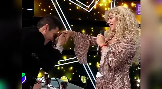 Dayanita y Ángelo Fukuy se encuentran en el Wasap de JB Dayanita y Ángelo Fukuy se encuentran en el Wasap de JB