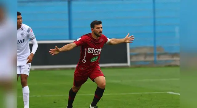 Bernardo Cuesta anota el gol del FBC Melgar en el empate con El Pirata. FOTO: LIBERO