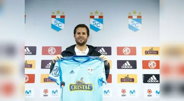 Manuel Barreto niega haya tenido problemas con su antecesor en Cristal