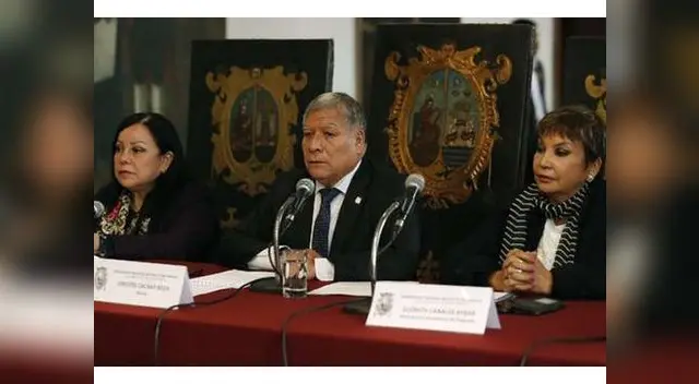 Comunicó que decisión de tomó en Consejo