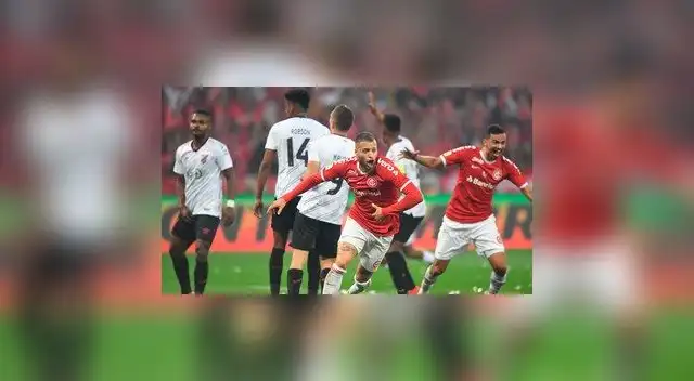 Gol de Nico López logra empate de Inter vs Paranaense. Fuente GOLTV