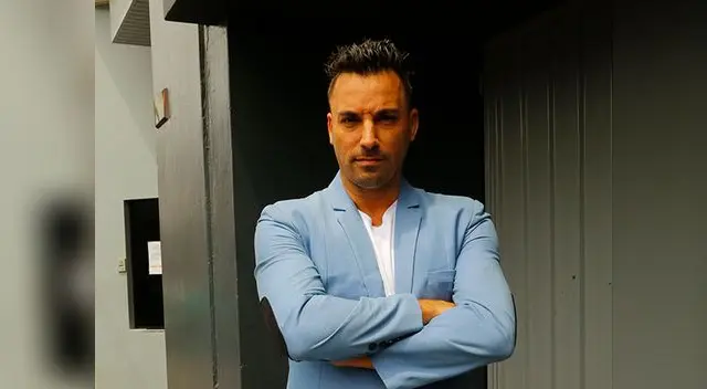 Ex jurado de Gisela, Santi Lesmes, deja por los suelos a dominicano por hablar mal de Michelle Soifer Ex jurado de Gisela, Santi Lesmes, deja por los suelos a dominicano por hablar mal de Michelle Soifer