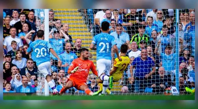 Bernardo Silva tuvo una jornada inspirada al marcar tres goles. FOTO: EFE