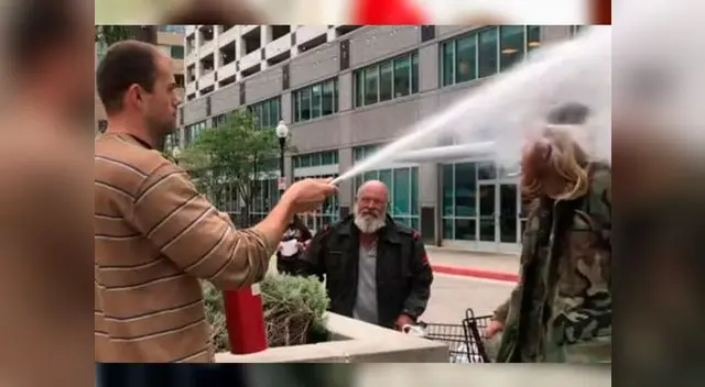 El agredido decidió denunciar a través de su cuenta de Facebook  el hecho. 