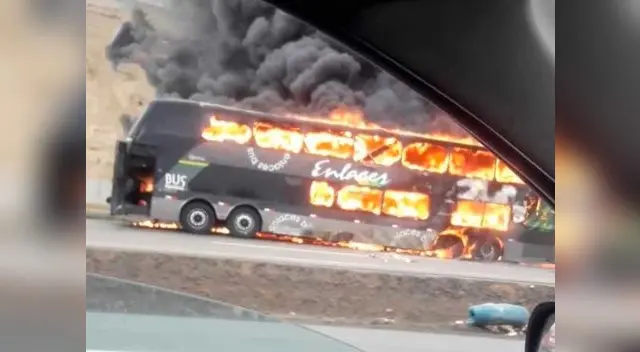 Incendio ocurrió cerca a la playa El silencio, en Ica