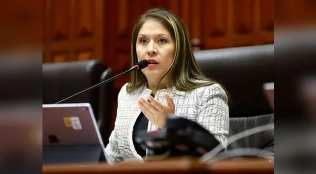 Yeni Vilcatoma denunció a Martín Vizcarra