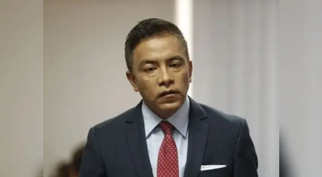 Nuevamente fue impedido de salir del país Nuevamente fue impedido de salir del país