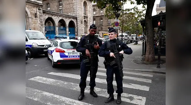 Asesino convertido hace 18 meses al islam fue abatido por fuerzas de seguridad de Francia Asesino convertido hace 18 meses al islam fue abatido por fuerzas de seguridad de Francia