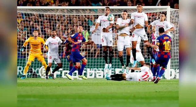 Magistral gol de tiro libre de lionel Messi que selló el 4-0 . FOTO: EFE