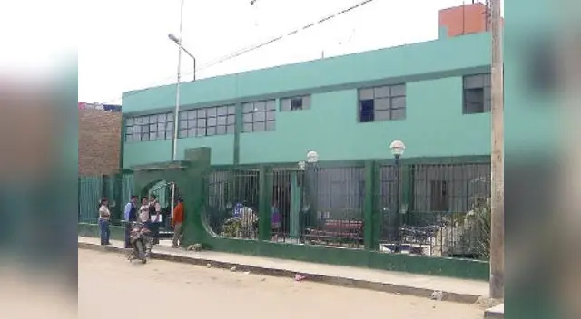 Sicarios desataron el terror en un local de comida rápida Sicarios desataron el terror en un local de comida rápida