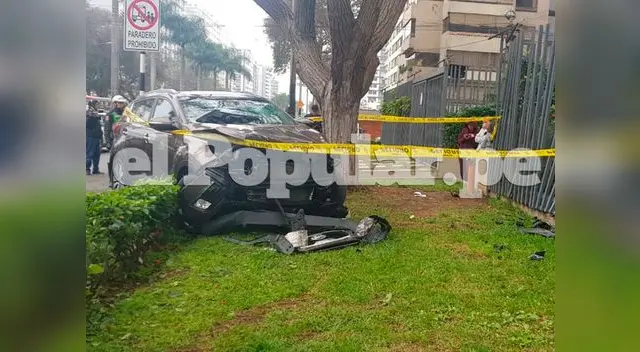 Vehículo le habría cerrado el paso a la conductora Vehículo le habría cerrado el paso a la conductora