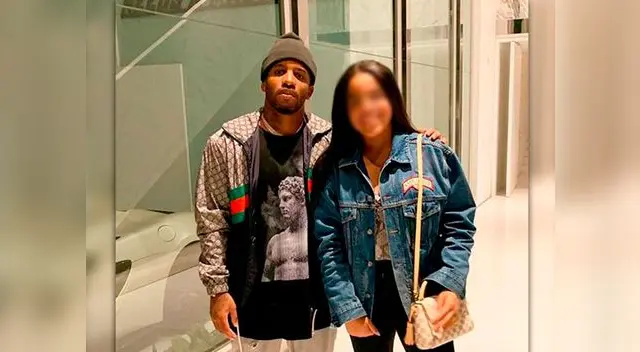 Jefferson Farfán y su hija Maialen Jefferson Farfán y su hija Maialen