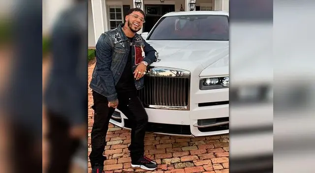 ¿Anuel AA ya no posará con objetos lujosos?