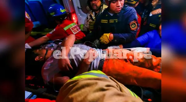 Obrero rescatado por bomberos fue trasladado a clínica Stella Maris