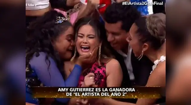 Las presentaciones de la cantante le otorgaron el título como 'Artista del año' Las presentaciones de la cantante le otorgaron el título como 'Artista del año'