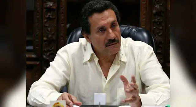 Bustamante dejará de ser teniente alcalde de la Municipalidad de Miraflores