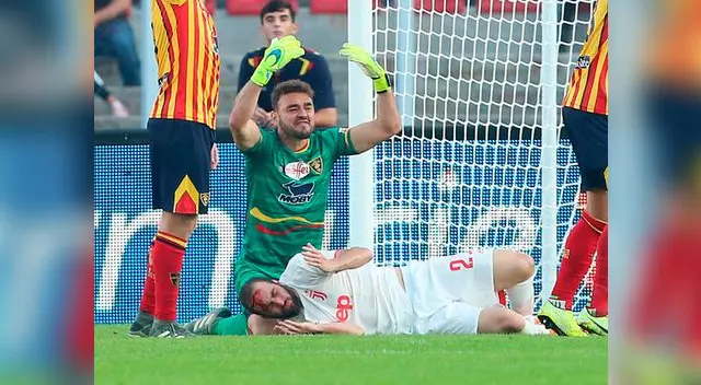 Higuaín cae ensangrentado al recibir un golpe del portero del Lecce. FOTO: EFE Higuaín cae ensangrentado al recibir un golpe del portero del Lecce. FOTO: EFE