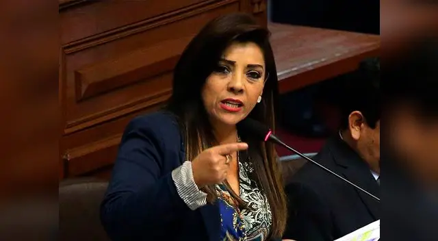 Alejandra Aramayo se aleja de Fuerza Popular.