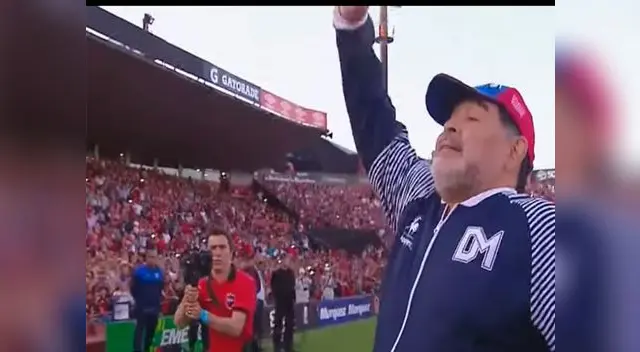 Maradona fue homenajeado en cancha del Newell's Maradona fue homenajeado en cancha del Newell's