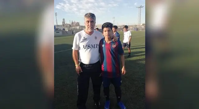 Snayder Jeanpier Laines García (13) viajó a la Ciudad Condal de Barcelona España