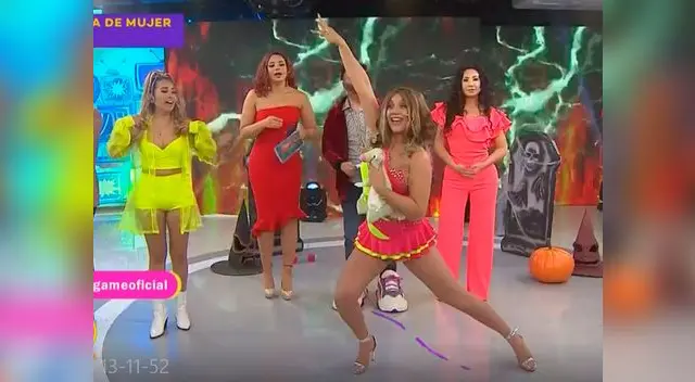 Karla Tarazona comenzó a hacer peculiares piruetas de bailarina 