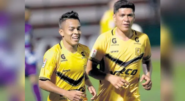 Hinchas de Cantolao estallan de alegría tras goleada al Pirata Hinchas de Cantolao estallan de alegría tras goleada al Pirata