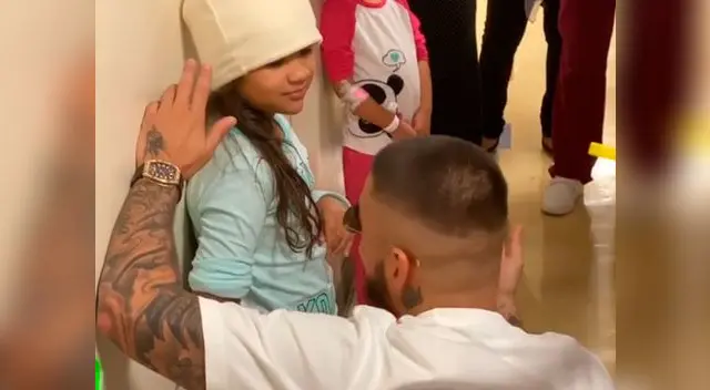 Noble acción de Maluma es saludada por cibernautas