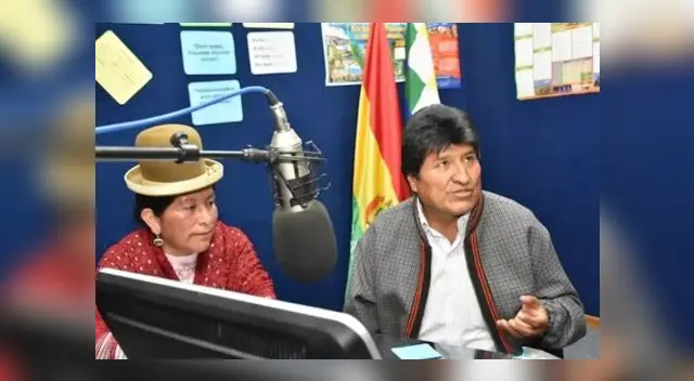 Evo Morales declaró a una radio y afirmó que en Bolivia se vive un golpe de Estado