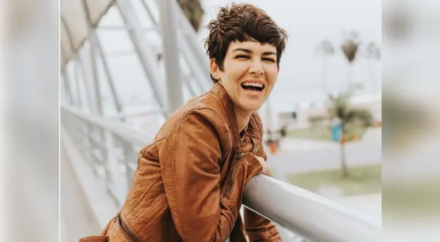 En su cuenta de Instagram, la recordada actriz de 'Asu Mare' publicó una fotografía sonriente