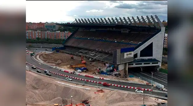 Fotos muestran la etapa final de demolición del Vicente Calderón, ex casa del Atlético de Madrid. Fotos muestran la etapa final de demolición del Vicente Calderón, ex casa del Atlético de Madrid.