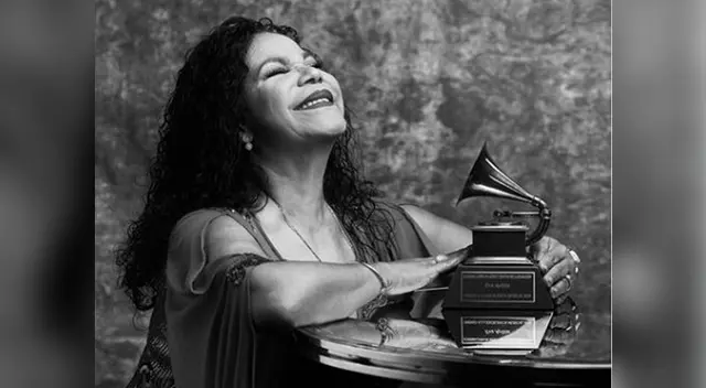 Eva Ayllón es una de las artistas más importantes del país, y quizás la más reconocida en cuanto a música criolla. Eva Ayllón es una de las artistas más importantes del país, y quizás la más reconocida en cuanto a música criolla.