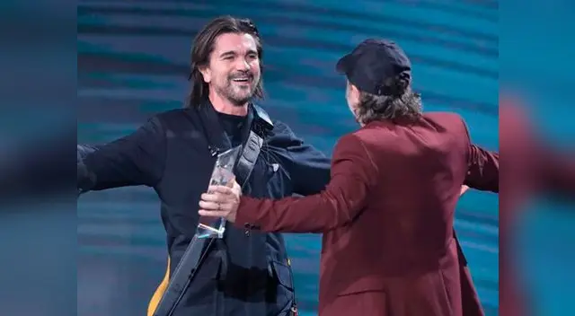 Juanes se quiebra con sorpresa de Metallica