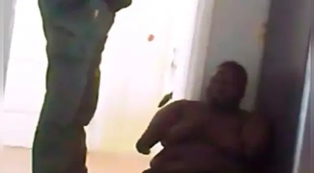 Agresión del agente de seguridad también puede ser considerado como discriminación Agresión del agente de seguridad también puede ser considerado como discriminación