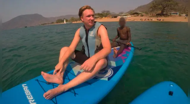 Joven no podía mover las piernas por la enfermedad que contrajo Joven no podía mover las piernas por la enfermedad que contrajo