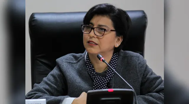 Sylvia Cáceres se refirió a la reducción de la informalidad y el aumento del sueldo mínimo.