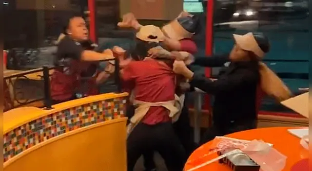 Siete empleados de Popeyes discuten y se agarran a golpes 