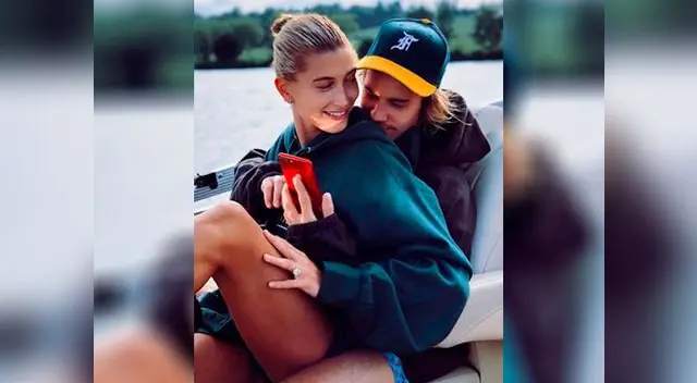 Pareja se muestra muy enamorada por redes sociales