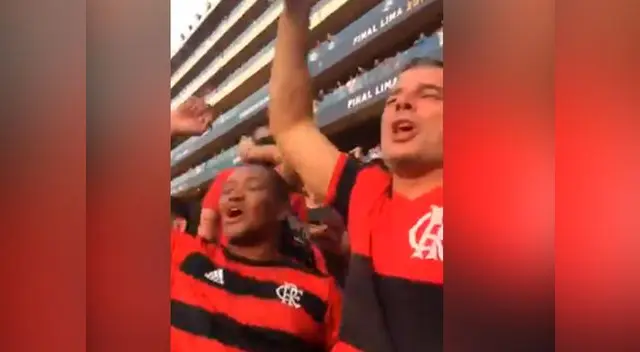 Hinchas del Flamengo celebraron triunfo en el estadio Monumental agradeciendo la maldición de Alianza Lima